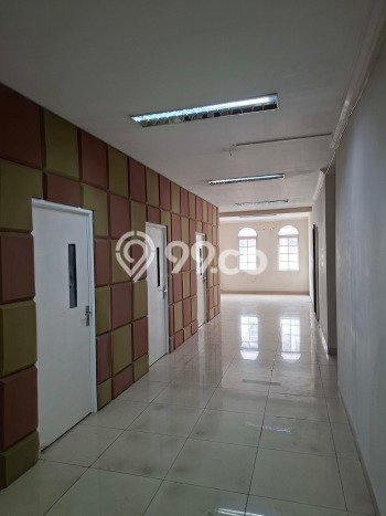 Unit Ruko Disewakan di Cengkareng Barat di Area Ramai & Strategis Unit Ruko Disewakan di Cengkareng Barat di Area Ramai & Strategis