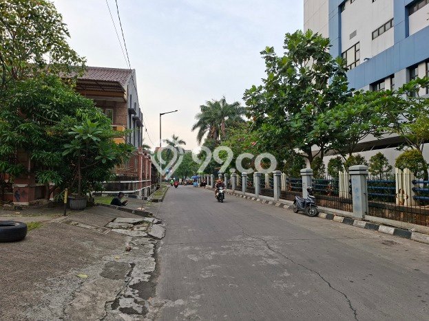 Ruko paling strategis disewakan di Cengkareng Jakarta Barat Ruko paling strategis disewakan di Cengkareng Jakarta Barat