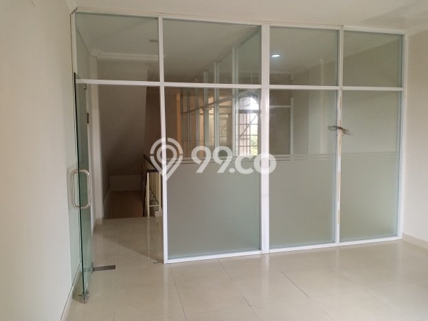 Unit Komersial Disewakan di Jakarta Barat Kawasan Strategis Harga Kompetitif Unit Komersial Disewakan di Jakarta Barat Kawasan Strategis Harga Kompetitif