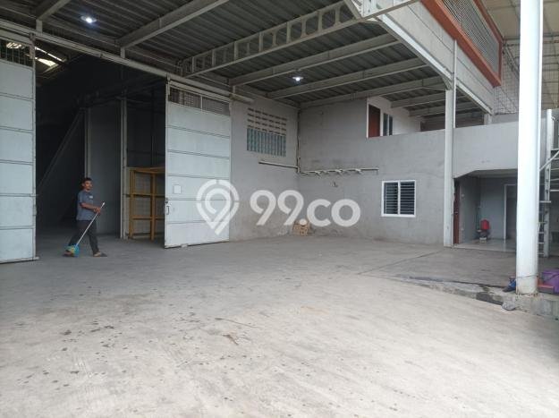 Gudang Komersial Disewakan di Cipondoh Tangerang Luas 800m2 Gudang Komersial Disewakan di Cipondoh Tangerang Luas 800m2