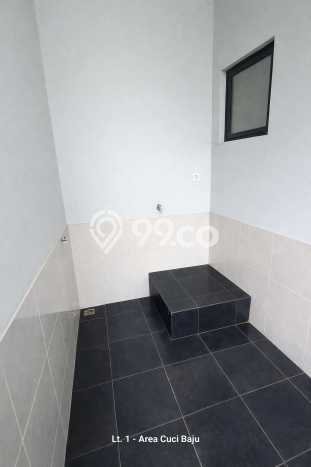 Dijual Hunian Rumah Nyaman 5 Kamar di Citra Garden, Jakarta Barat Dijual Hunian Rumah Nyaman 5 Kamar di Citra Garden, Jakarta Barat