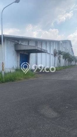 Gudang untuk Disewa di Pusat Bekasi Luas Bangunan 34500m2 Gudang untuk Disewa di Pusat Bekasi Luas Bangunan 34500m2