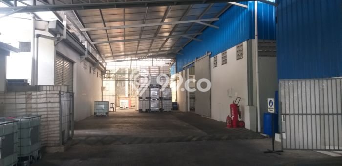 LOKASI TERBAIK! Pabrik di Curug, Luas 3000m², Area Komersial LOKASI TERBAIK! Pabrik di Curug, Luas 3000m², Area Komersial
