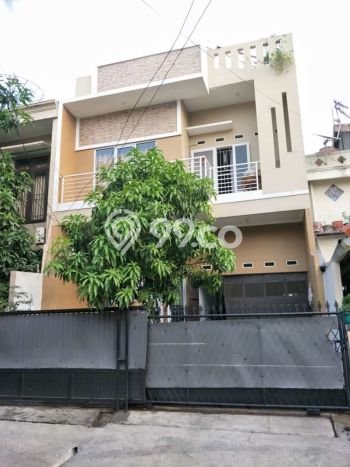 Rumah Modern Cantik 4 KT Bisa Langsung Pindah di Kelapa Gading Rumah Modern Cantik 4 KT Bisa Langsung Pindah di Kelapa Gading