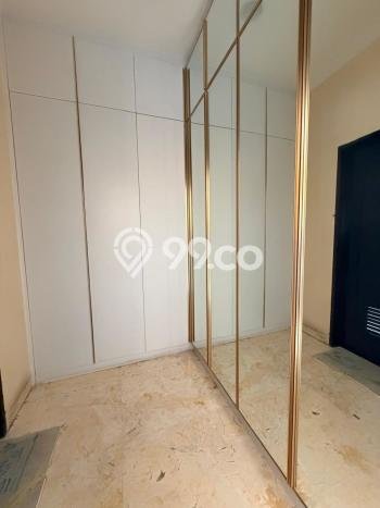 Rumah Elit LB 200m2 Siap Pakai Desain Elegan di Pantai Indah Kapuk, Jakarta Utara Rumah Elit LB 200m2 Siap Pakai Desain Elegan di Pantai Indah Kapuk, Jakarta Utara