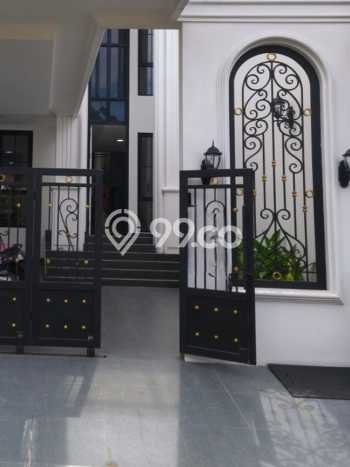For Sale! Premium House LT 215m2 Desain Modern di Sektor 9-Bintaro For Sale! Premium House LT 215m2 Desain Modern di Sektor 9-Bintaro
