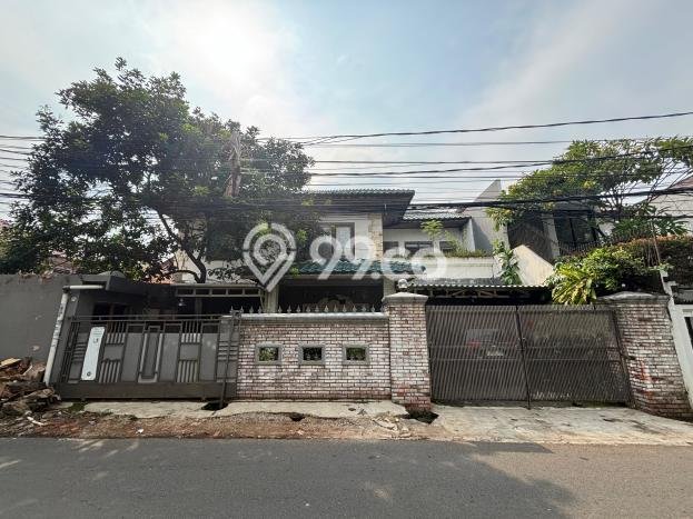 Dijual Rumah Premium dengan Fasilitas Sekitar Lengkap di Cilandak, Jakarta Selatan Dijual Rumah Premium dengan Fasilitas Sekitar Lengkap di Cilandak, Jakarta Selatan