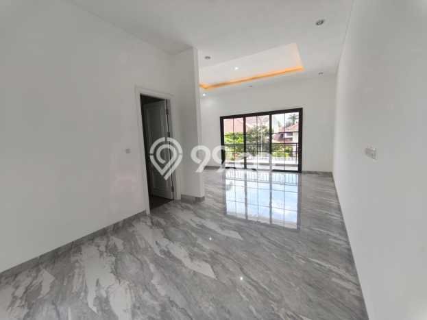 Dijual Rumah Mewah Megah Dengan View Eksklusif di Sektor 8 - Bintaro, Tangerang Selatan Dijual Rumah Mewah Megah Dengan View Eksklusif di Sektor 8 - Bintaro, Tangerang Selatan