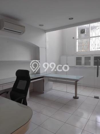 Rumah sewa siap huni 3 Kamar Tidur di Pantai Indah Kapuk, Jakarta Utara Rumah sewa siap huni 3 Kamar Tidur di Pantai Indah Kapuk, Jakarta Utara