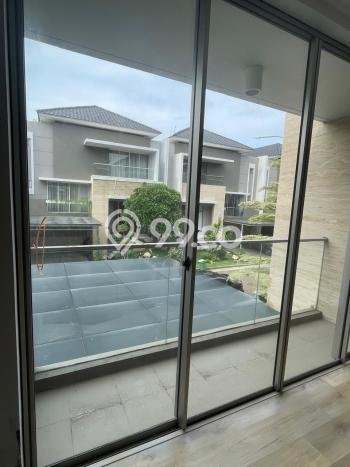 Sewa Rumah Murah di Golf Island Jakarta Utara Punya 4 Kamar Tidur Sewa Rumah Murah di Golf Island Jakarta Utara Punya 4 Kamar Tidur