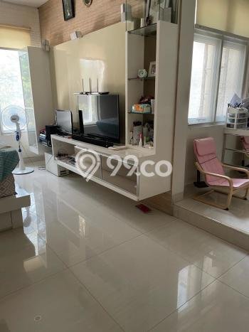 For Sale! Luxury House LT 210m2 Desain Modern di Daan Mogot For Sale! Luxury House LT 210m2 Desain Modern di Daan Mogot