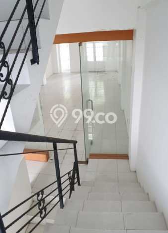 FOR RENT! Ruko di Cihampelas Cocok untuk Bisnis 342m2 FOR RENT! Ruko di Cihampelas Cocok untuk Bisnis 342m2