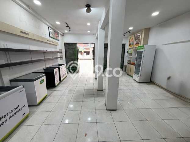 Unit Komersial Tersedia di Ciateul Spesifikasi LB 100m2 Unit Komersial Tersedia di Ciateul Spesifikasi LB 100m2