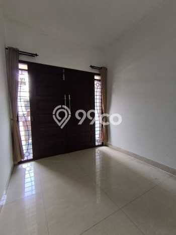Disewakan Rumah Harga Terjangkau di Singgasana Bandung dengan 4 KT Disewakan Rumah Harga Terjangkau di Singgasana Bandung dengan 4 KT