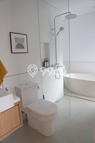 Vila Kawasan Coblong, Luas 315m2m², Dekat ke beragam keperluan Vila Kawasan Coblong, Luas 315m2m², Dekat ke beragam keperluan