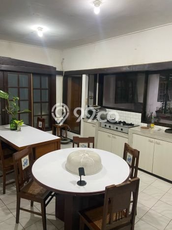 Hunian Mewah Siap Huni LT 1010m2 di Coblong, Bandung Hunian Mewah Siap Huni LT 1010m2 di Coblong, Bandung