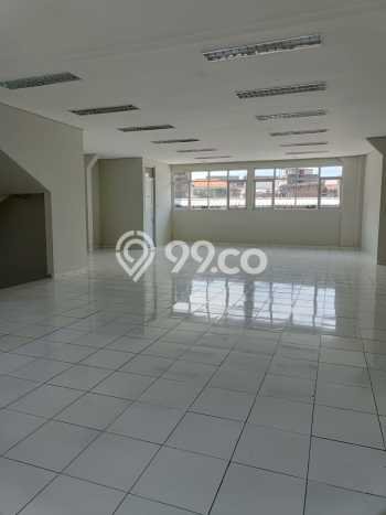 Unit Kantor Disewakan di Pungkur di Area Ramai & Strategis Unit Kantor Disewakan di Pungkur di Area Ramai & Strategis