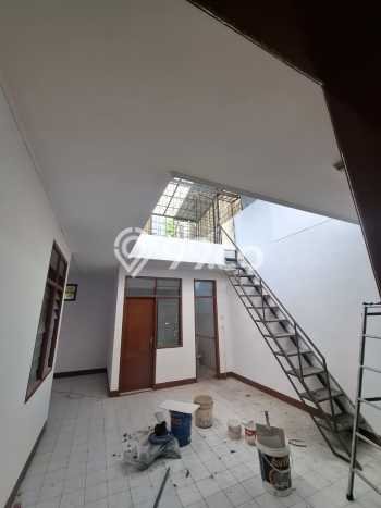 Rumah Sewa Bandung LT 133m2 LB 120m2 Area Muara Rumah Sewa Bandung LT 133m2 LB 120m2 Area Muara