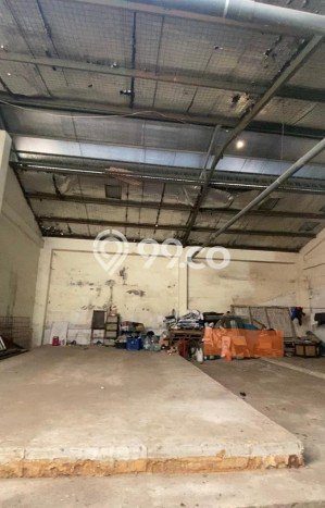 Area Ramai! Komersial Dijual di Semarang Barat untuk Bisnis Luas Bangunan 315m2 Area Ramai! Komersial Dijual di Semarang Barat untuk Bisnis Luas Bangunan 315m2