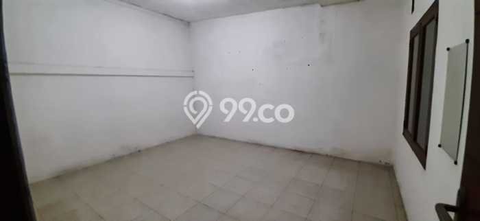 Rumah LT 131m2m² / LB 100m2m² Lokasi Strategis di Pedurungan, Semarang Rumah LT 131m2m² / LB 100m2m² Lokasi Strategis di Pedurungan, Semarang