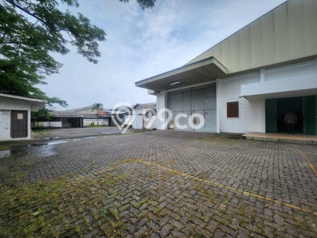 LOKASI PREMIUM! Gudang Kawasan Niaga Kawasan Ngaliyan, Luas 4700m2m², Siap Bisnis LOKASI PREMIUM! Gudang Kawasan Niaga Kawasan Ngaliyan, Luas 4700m2m², Siap Bisnis