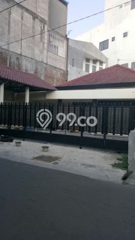 Jual Rumah Favorit Siap Huni LB 220m2 di Semarang Barat, Semarang Jual Rumah Favorit Siap Huni LB 220m2 di Semarang Barat, Semarang