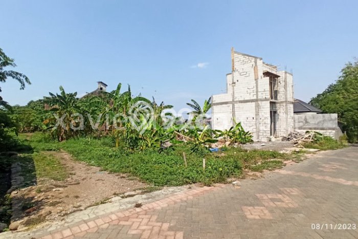 HOT LISTING! Rumah Nyaman area Tembalang, Luas 130m2m² Bangunan 52m2m² HOT LISTING! Rumah Nyaman area Tembalang, Luas 130m2m² Bangunan 52m2m²