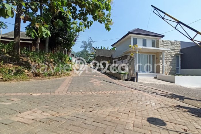 BEST OFFER! Rumah Untuk Investasi area Tembalang, LT 70m2m² Bangunan 70m2m² BEST OFFER! Rumah Untuk Investasi area Tembalang, LT 70m2m² Bangunan 70m2m²