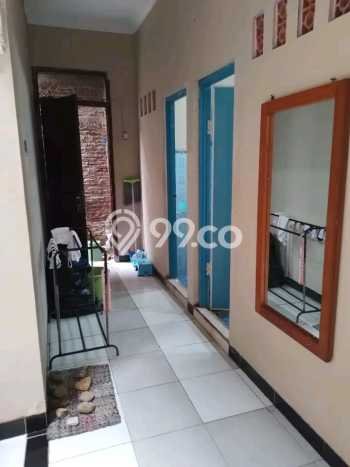 Rumah SUPER MEWAH! area Banyumanik, Semarang, LT 182m2m² LB 182m2m², BISA KPR Rumah SUPER MEWAH! area Banyumanik, Semarang, LT 182m2m² LB 182m2m², BISA KPR