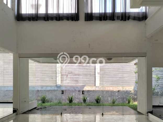 For Sale Rumah Mewah Exclusive di Gajah Mungkur, Semarang For Sale Rumah Mewah Exclusive di Gajah Mungkur, Semarang