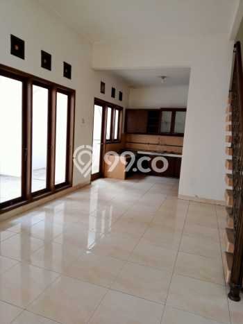 Rumah di Kawasan Semarang Barat, Lingkungan Premium LT 216m2m² Rumah di Kawasan Semarang Barat, Lingkungan Premium LT 216m2m²