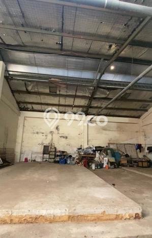 Area Ramai! Komersial Dijual di Semarang Barat untuk Bisnis Luas Bangunan 315m2 Area Ramai! Komersial Dijual di Semarang Barat untuk Bisnis Luas Bangunan 315m2