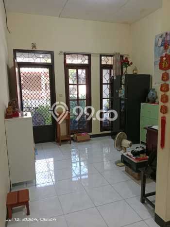 For Sale Hunian Rumah Terawat 4 Kamar di Joglo, Jakarta Barat For Sale Hunian Rumah Terawat 4 Kamar di Joglo, Jakarta Barat