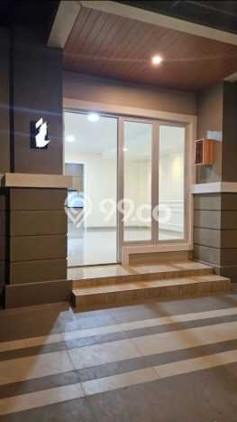 Dijual Rumah Modern 4 KT di Kota Wisata, Jakarta Timur Dijual Rumah Modern 4 KT di Kota Wisata, Jakarta Timur