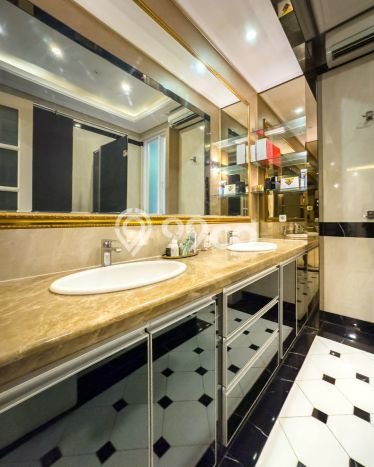 Rumah Luxury Modern Tanpa Renovasi di Pondok Indah Jakarta Selatan Rumah Luxury Modern Tanpa Renovasi di Pondok Indah Jakarta Selatan