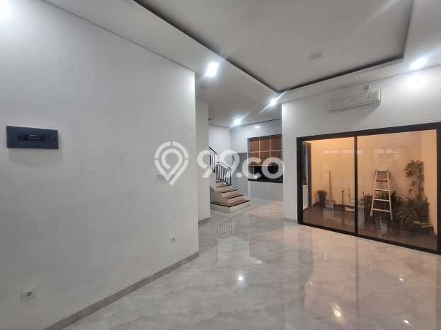 Jual Rumah Eksklusif 4 KT di Bintaro, Tangerang Selatan Jual Rumah Eksklusif 4 KT di Bintaro, Tangerang Selatan