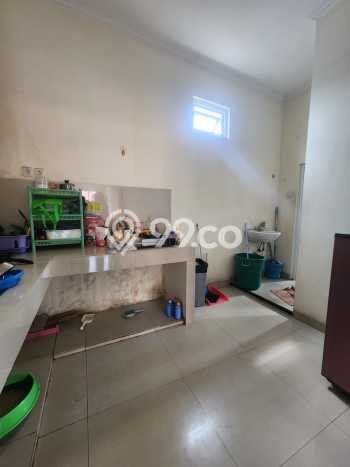 Ruko Dijual di Prime Area Jakarta Pusat Luas 600m2 Ruko Dijual di Prime Area Jakarta Pusat Luas 600m2