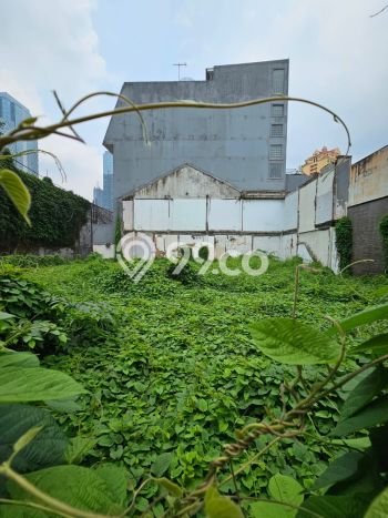 Jarang Ada! Tanah di Kebayoran Baru Punya Luas 360m2 SHM Jarang Ada! Tanah di Kebayoran Baru Punya Luas 360m2 SHM