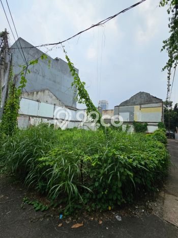 Jarang Ada! Tanah di Kebayoran Baru Punya Luas 360m2 SHM Jarang Ada! Tanah di Kebayoran Baru Punya Luas 360m2 SHM