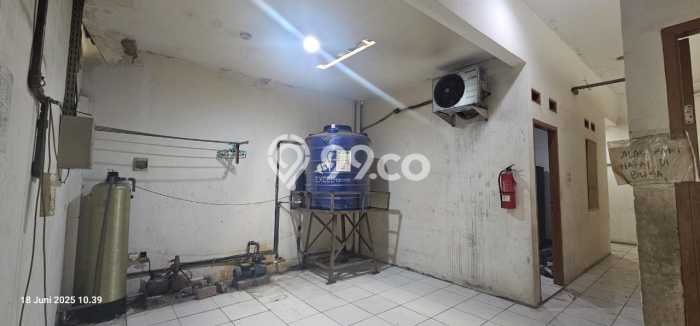 Gudang Dijual di Jakarta Barat LT 366m2 & LB 283m2 Lokasi Terbaik! Gudang Dijual di Jakarta Barat LT 366m2 & LB 283m2 Lokasi Terbaik!