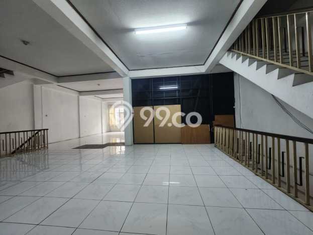 Unit Ruko Dijual di Jakarta Barat LT 144m2 & LB 422m2 Unit Ruko Dijual di Jakarta Barat LT 144m2 & LB 422m2