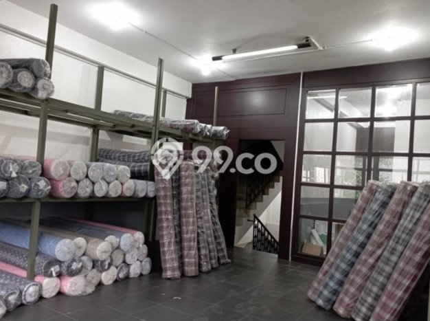LOKASI STRATEGIS! Ruko di Tanah Abang, Luas 50m², Pengunjung Terjamin LOKASI STRATEGIS! Ruko di Tanah Abang, Luas 50m², Pengunjung Terjamin