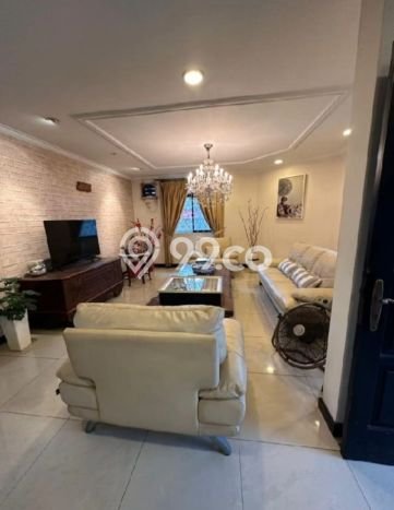 Hunian Mewah Siap Huni LT 372m2 di Kebon Jeruk, Jakarta Barat Hunian Mewah Siap Huni LT 372m2 di Kebon Jeruk, Jakarta Barat