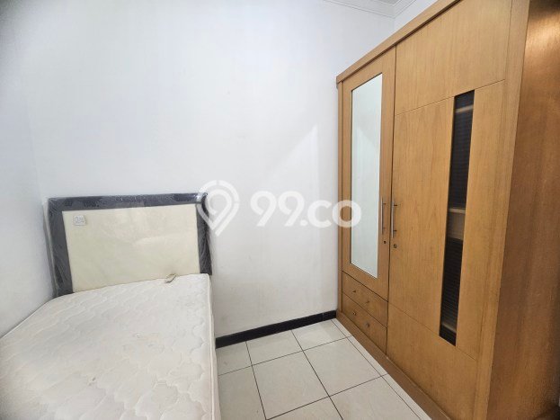BEST DEAL! Apartemen di Central Park, 2 KM, Luas 70m², Good View BEST DEAL! Apartemen di Central Park, 2 KM, Luas 70m², Good View