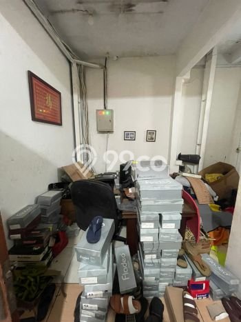 Gudang Dijual di Prime Area Jakarta Barat Luas 356m2 Gudang Dijual di Prime Area Jakarta Barat Luas 356m2