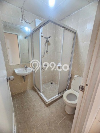 BEST DEAL! Apartemen di Central Park, 2 KM, Luas 70m², Good View BEST DEAL! Apartemen di Central Park, 2 KM, Luas 70m², Good View