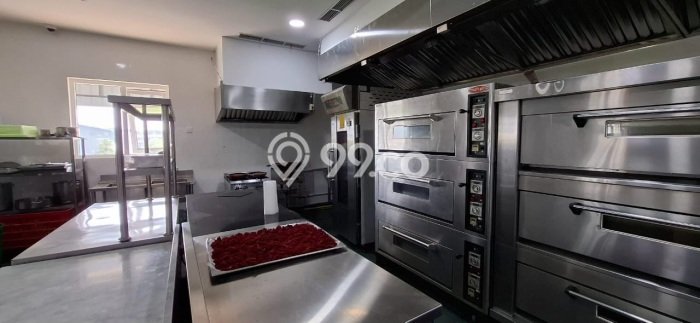 Unit Gudang Dijual di Pakuhaji Tangerang Luas Bangunan 1995m2 Unit Gudang Dijual di Pakuhaji Tangerang Luas Bangunan 1995m2