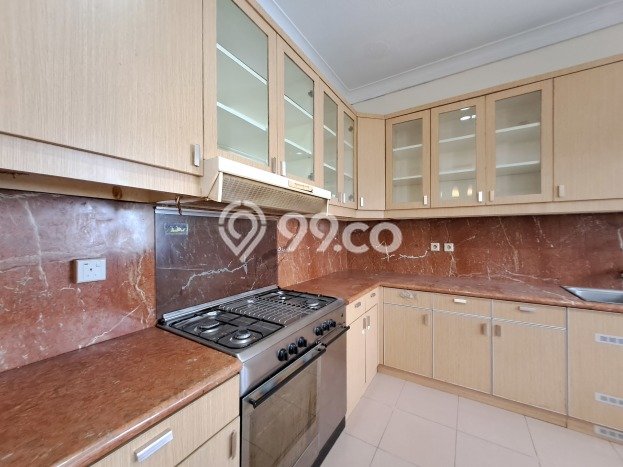 Rumah Sewa Jakarta Selatan LT 300m2 LB 400m2 Kawasan Pondok Indah Rumah Sewa Jakarta Selatan LT 300m2 LB 400m2 Kawasan Pondok Indah