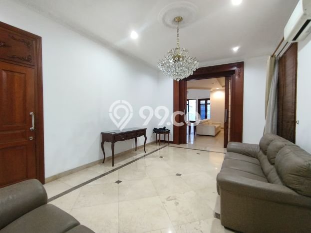 Rumah Disewakan Jakarta Selatan LT 423m2 LB 428m2 Area Pondok Indah Rumah Disewakan Jakarta Selatan LT 423m2 LB 428m2 Area Pondok Indah