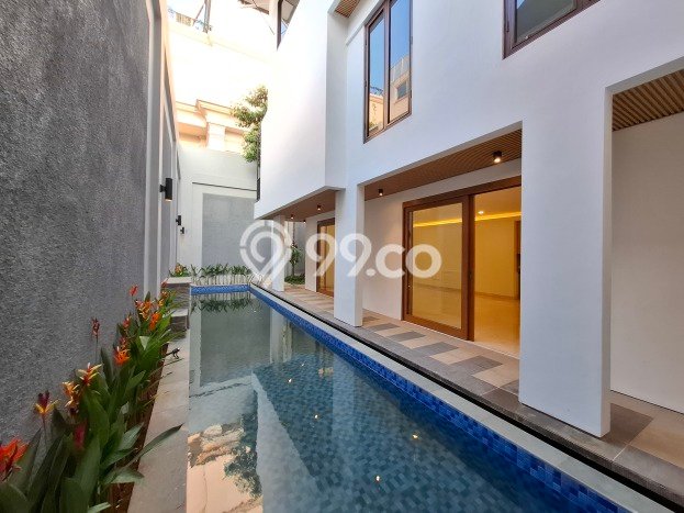 Hunian Modern Disewakan di Pondok Indah Jakarta Selatan 5 KT & 5 KM Hunian Modern Disewakan di Pondok Indah Jakarta Selatan 5 KT & 5 KM